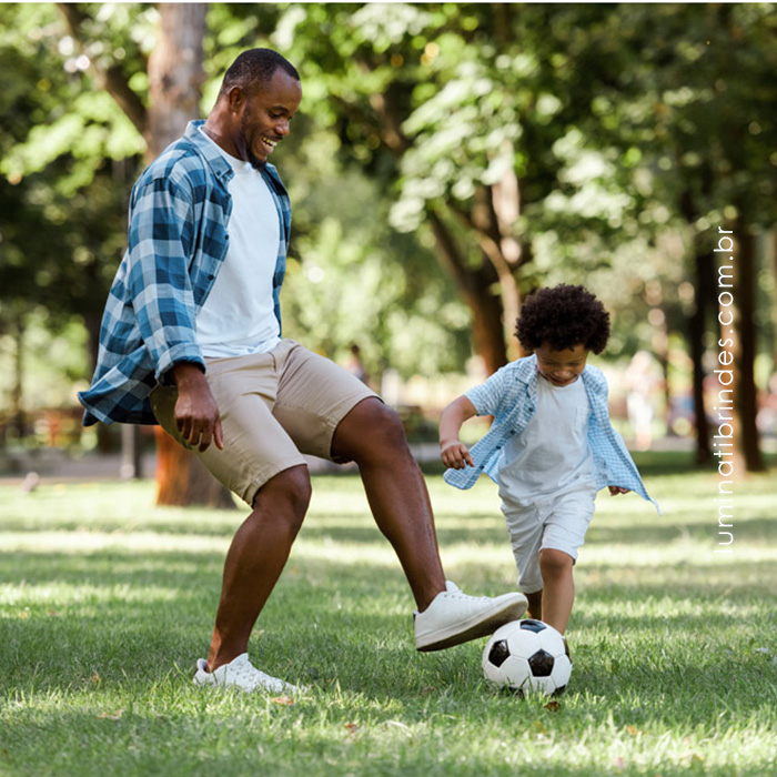 Bola de Futebol Legacy Design