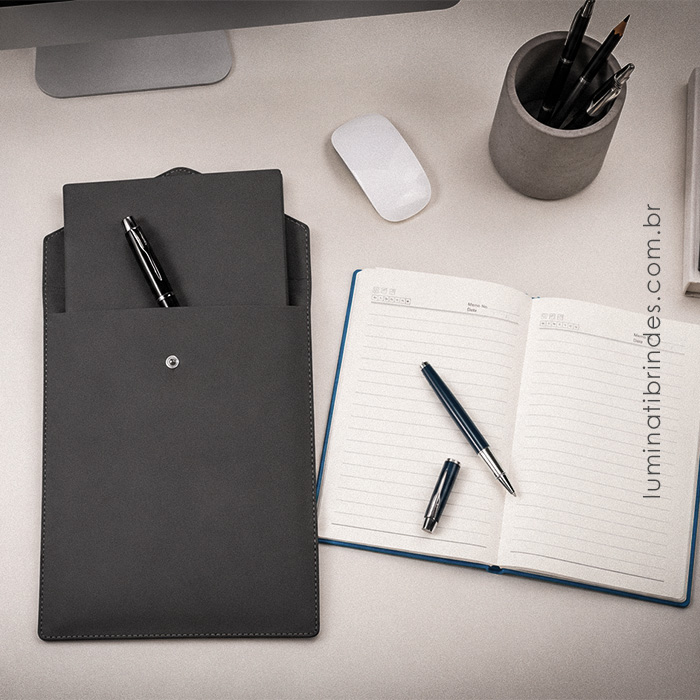 Kit Folio Leather Design